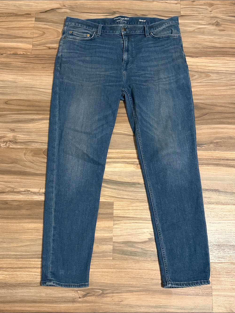 Banana Republic Traveler Jeans Mens 35x30 Slim Fit Medium Wash Blue Denim
